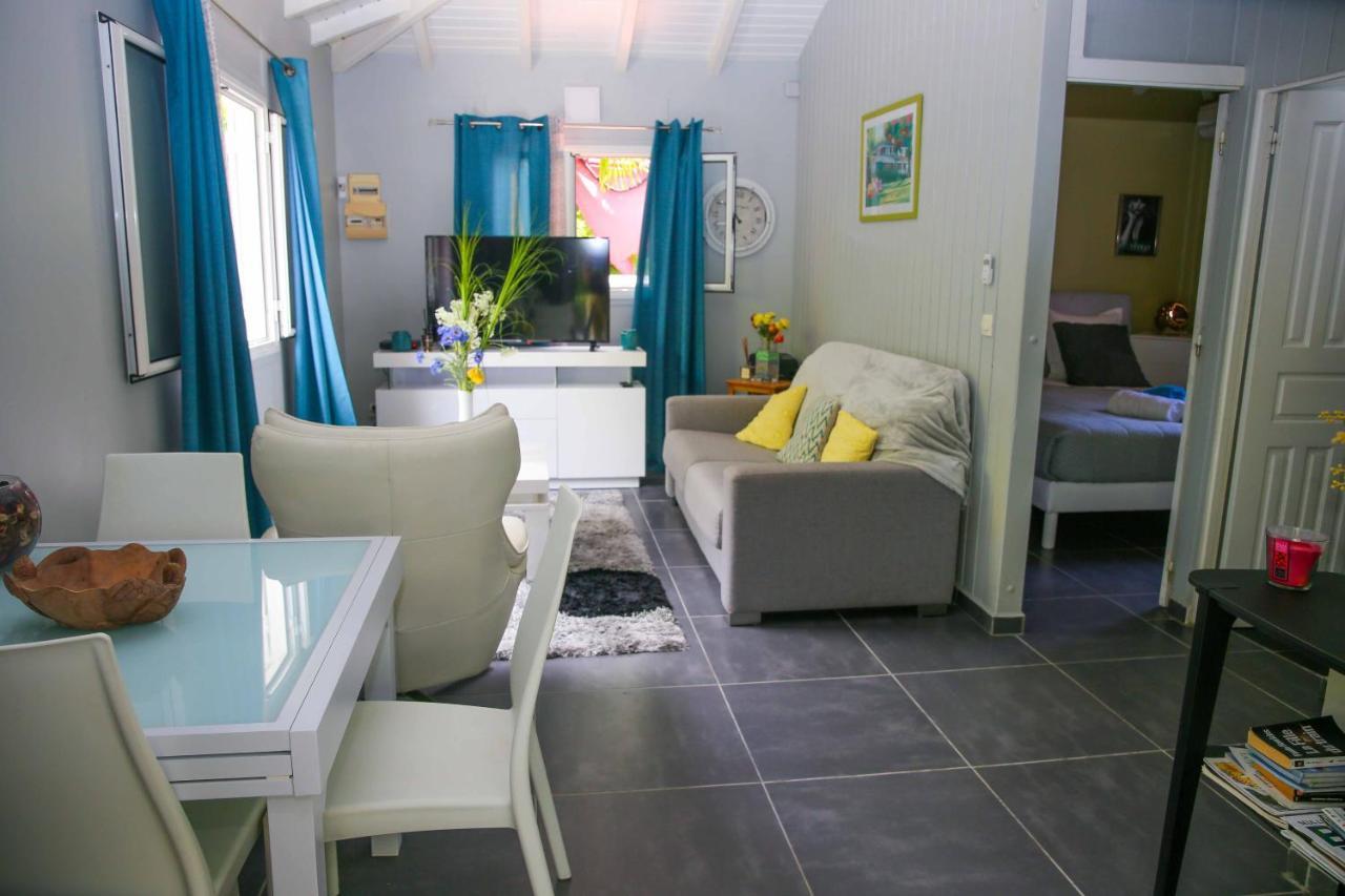Les Nuits Galantes Mandevilla Maison Privee Avec Jacuzzi Saint-Francois  Esterno foto
